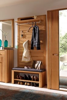 Γκαρνταρόμπα με ράφια για παπούτσια