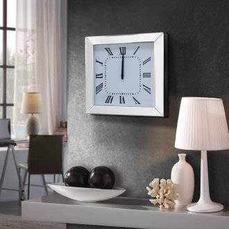 Ρολόι στο καθιστικό με γυαλί