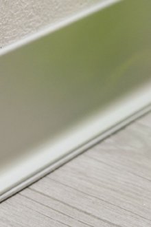 Εγκατάσταση πλακιδίου αλουμινίου