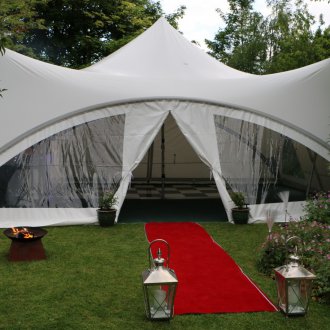 Τέντα κήπου ημικυκλική