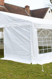 Εγκατάσταση σκηνής κήπου