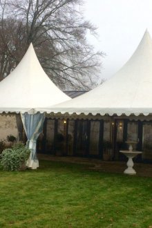 Τέντα κήπου στη βεράντα