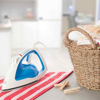 Καθαρισμός σιδήρου από καμένο ύφασμα