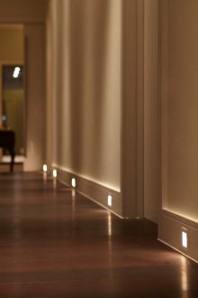 LED περβάζι με προβολείς