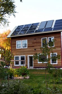 Ηλιακός συλλέκτης επίπεδη