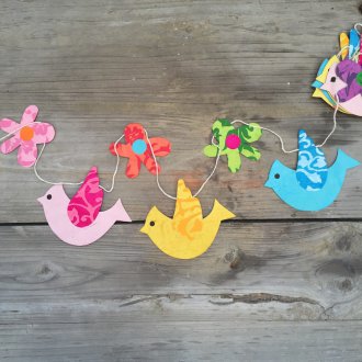 Γιρλάντα χαρτιού με φιγούρες