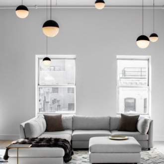 Σαλόνι-σαλόνι με δύο παράθυρα