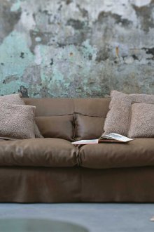 Δερμάτινο κάλυμμα καναπέ