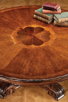 Στρογγυλό τραπέζι με χρώμα καρύδι