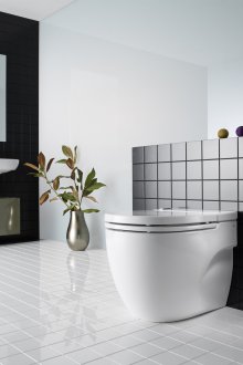 Συμπαγής θερμαινόμενη τουαλέτα