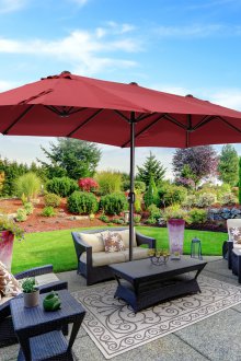Μεγάλη ομπρέλα κήπου