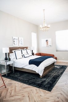 Οικολογικού στιλ ζωγραφιές πάνω από το κρεβάτι στο υπνοδωμάτιο