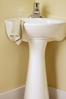 Γωνιακός νεροχύτης