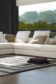 Λευκός καναπές γωνίας