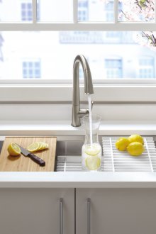 Ο νεροχύτης χτυπάει