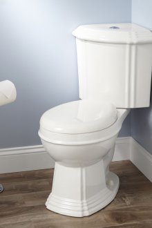 Γωνιακή τουαλέτα