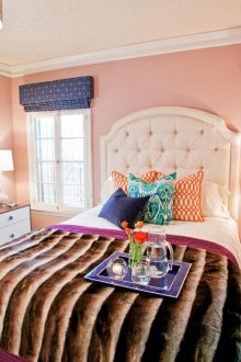 Φωτεινό εσωτερικό υπνοδωμάτιο