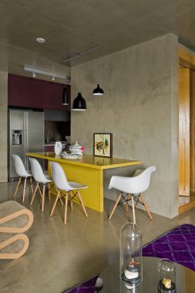 Τραπέζι σοφίτα κίτρινο