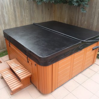 Γραμματοσειρά για μπάνιο με κάλυμμα