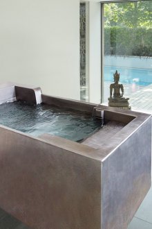 Γραμματοσειρά για λουτρό μετάλλου