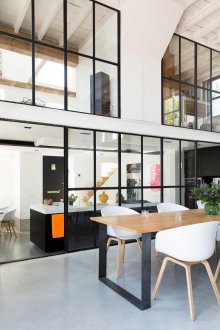 Λευκές καρέκλες Loft