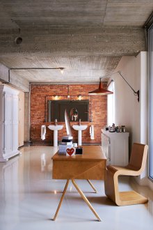 Ξύλινη καρέκλα στυλ σοφίτα