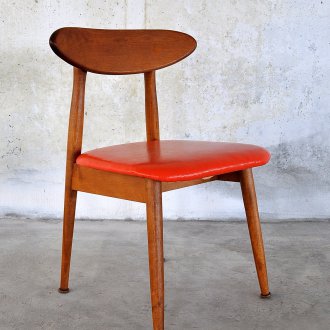 Η καρέκλα πατάρι έχει ηλικία