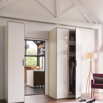 Γυαλιστερό ντουλάπι πατάρι