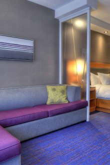 Ξύλινο κρεβάτι τύπου σοφίτας