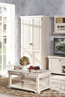 Ταπετσαρία με ένα μοτίβο στο σαλόνι με το στυλ provence