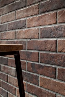 Πλακάκια τοίχου από τούβλα