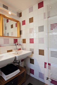 Γυαλισμένο κεραμίδι