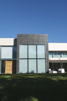 Το κεραμίδι είναι κεραμικό