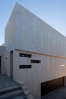 Μάρμαρο μπροστινού κεραμιδιού