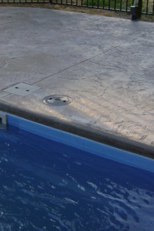 Σκυρόδεμα πλακάκια πισίνα