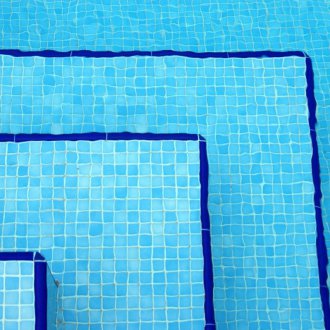 Πλακάκια για βήματα στην πισίνα