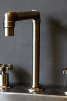 Αναμικτήρας σοφίτας μπάνιου