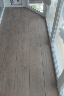 Ορθογώνιο πλακάκι μπαλκόνι