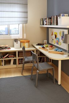 Εκπαιδευτική ξύλινη γωνιά για τον μαθητή