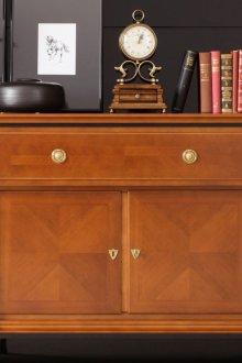 Έπιπλα γραφείου σε γερμανικό στιλ