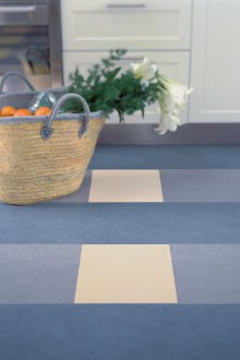 Λινόλευκο μπλε