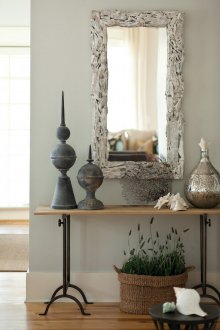 Ξύλινο πλαίσιο για τον καθρέφτη