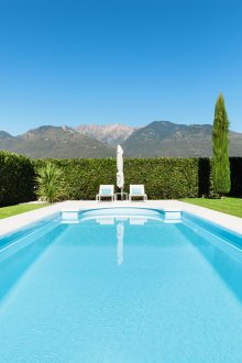 Κλίμακα πισίνας κάτω