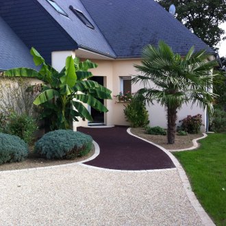 Βεράντα με τροπικό στυλ.