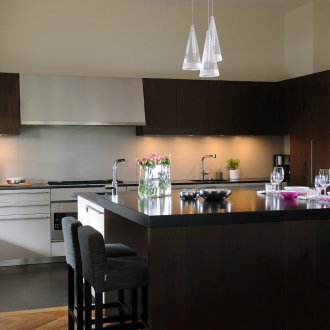 Κουζίνα 7 τ.μ. με νησί