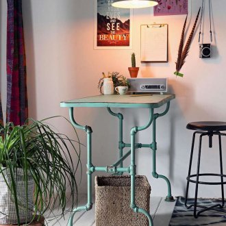 7 τ.μ. κουζίνα με τραπέζι σοφίτας