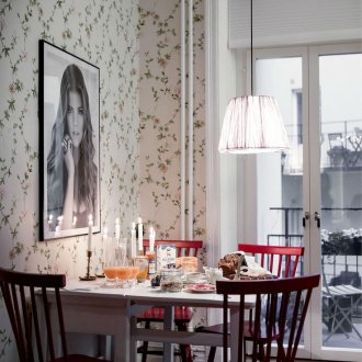 Ταπετσαρία σε ένα μικρό λουλούδι