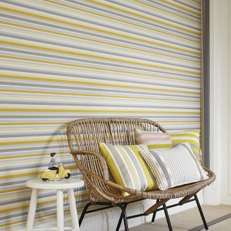 Κίτρινη ριγέ ταπετσαρία