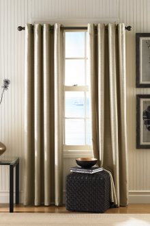 Χρυσές κουρτίνες συσκότισης σε ροδέλες