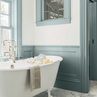 Ρετρό ζωγραφισμένους τοίχους μπάνιου